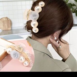 Hair accessories